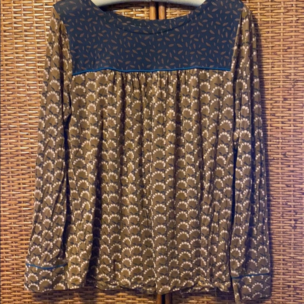 Boden  EUC Jersey blouse size US10 blue/gold/